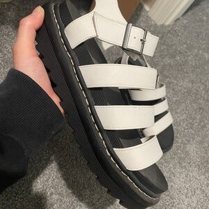 Sincerely Jules white and black sandals